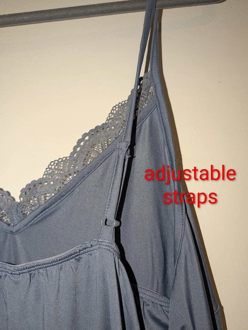 Cacique selling nwot